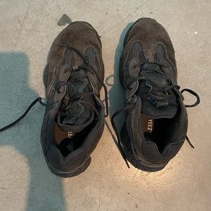 Yeezy 500 Utility Black used